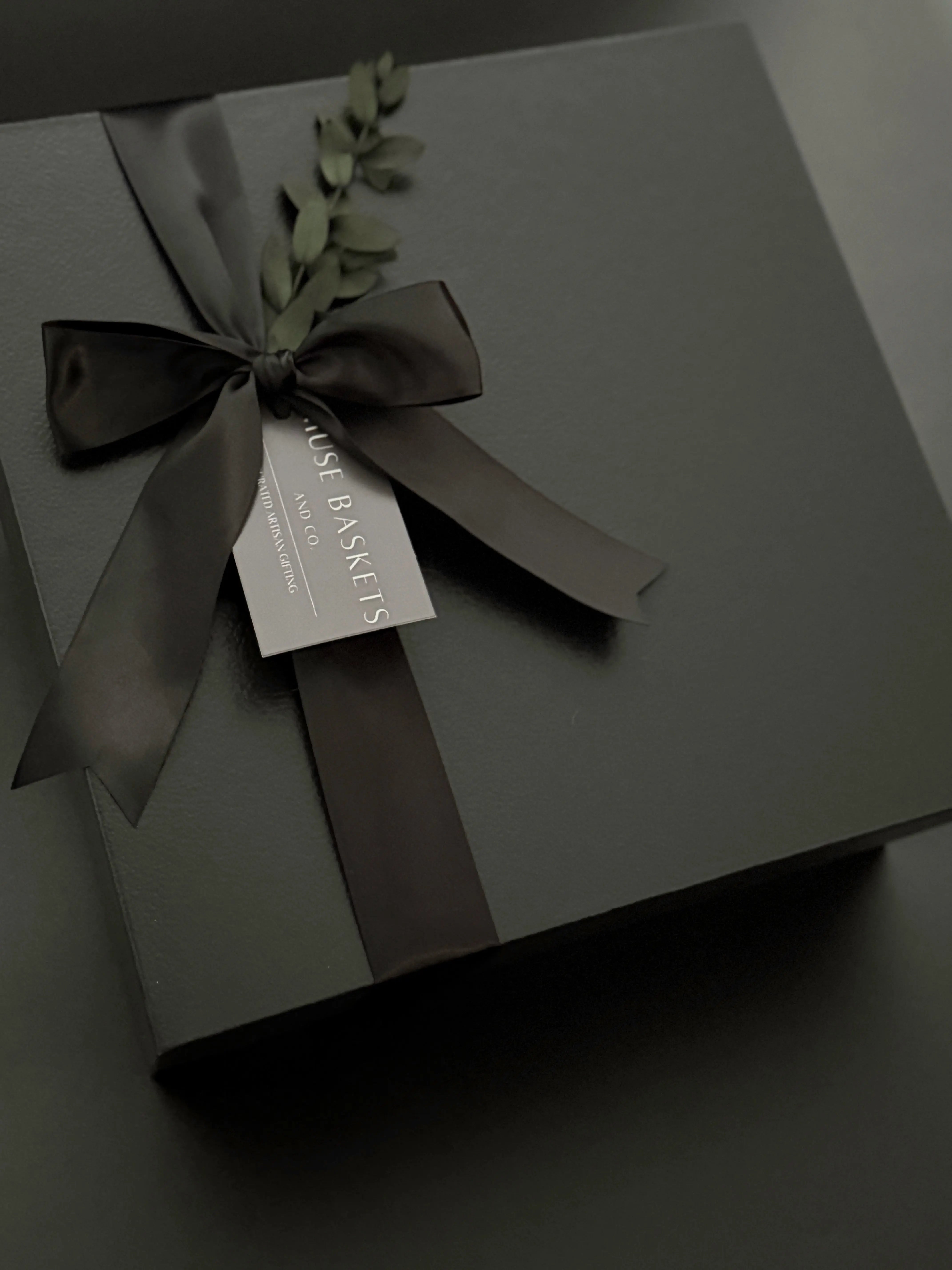 DAPPER GENTLEMAN MUSE BASKETS AND CO.