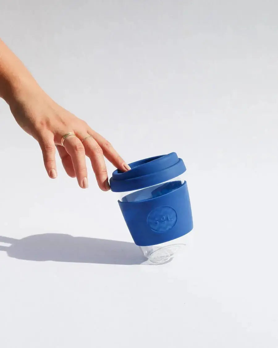 GLASS TRAVEL TUMBLER - WINTER BONDI BLUE 8 OZ - Muse Baskets and Co.