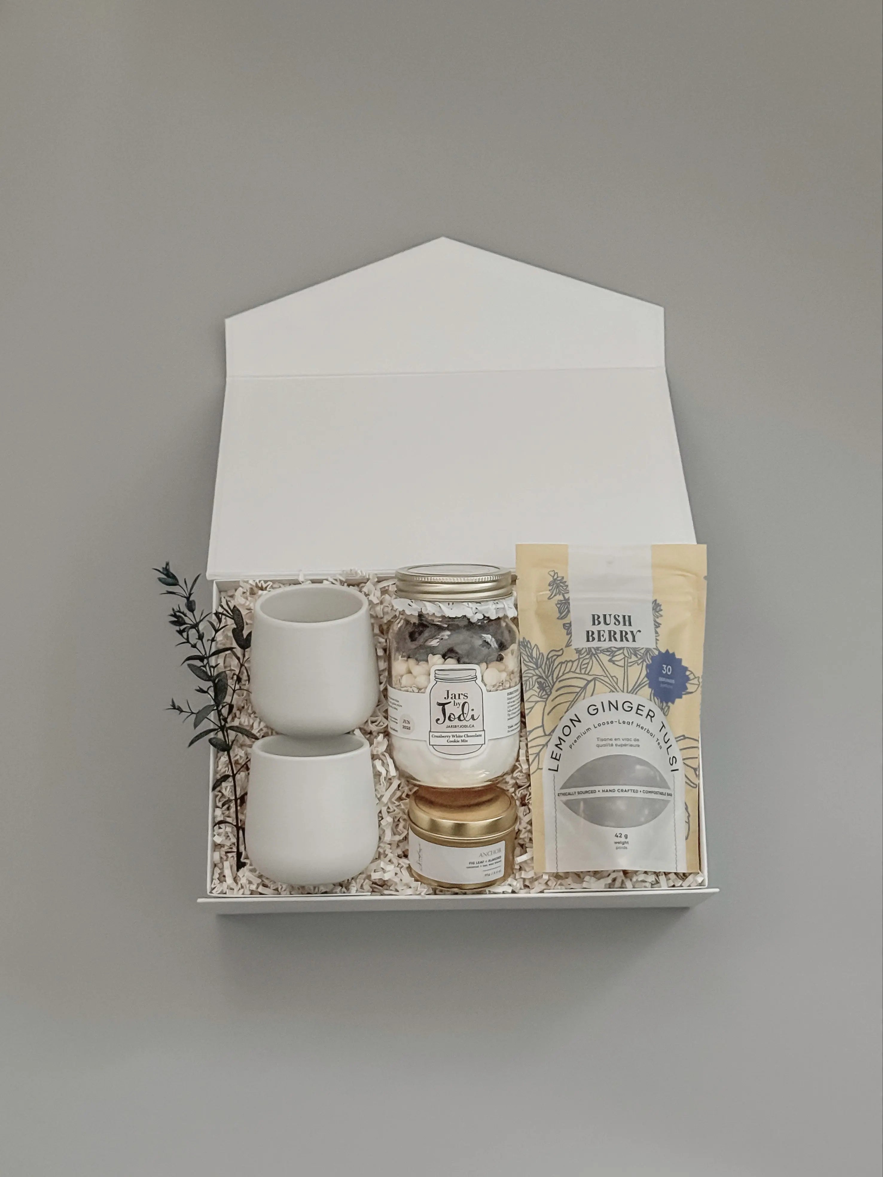LOVE & LIGHT - Muse Baskets and Co.