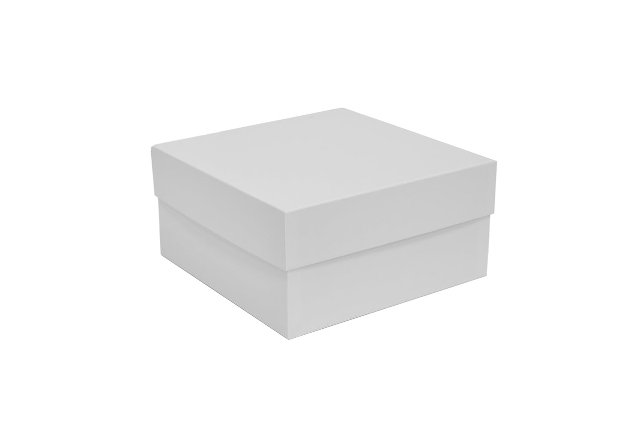 WHITE GIFT BOX