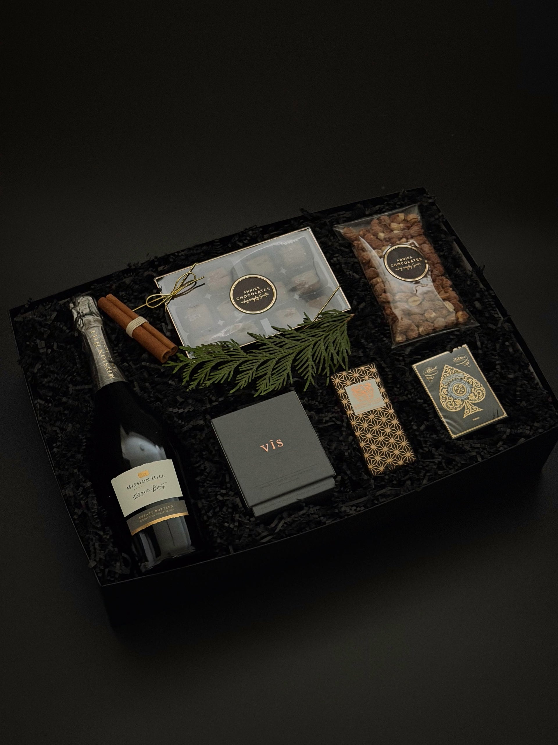 Corporate Holiday Gifting 2026: What to Plan Before October 31