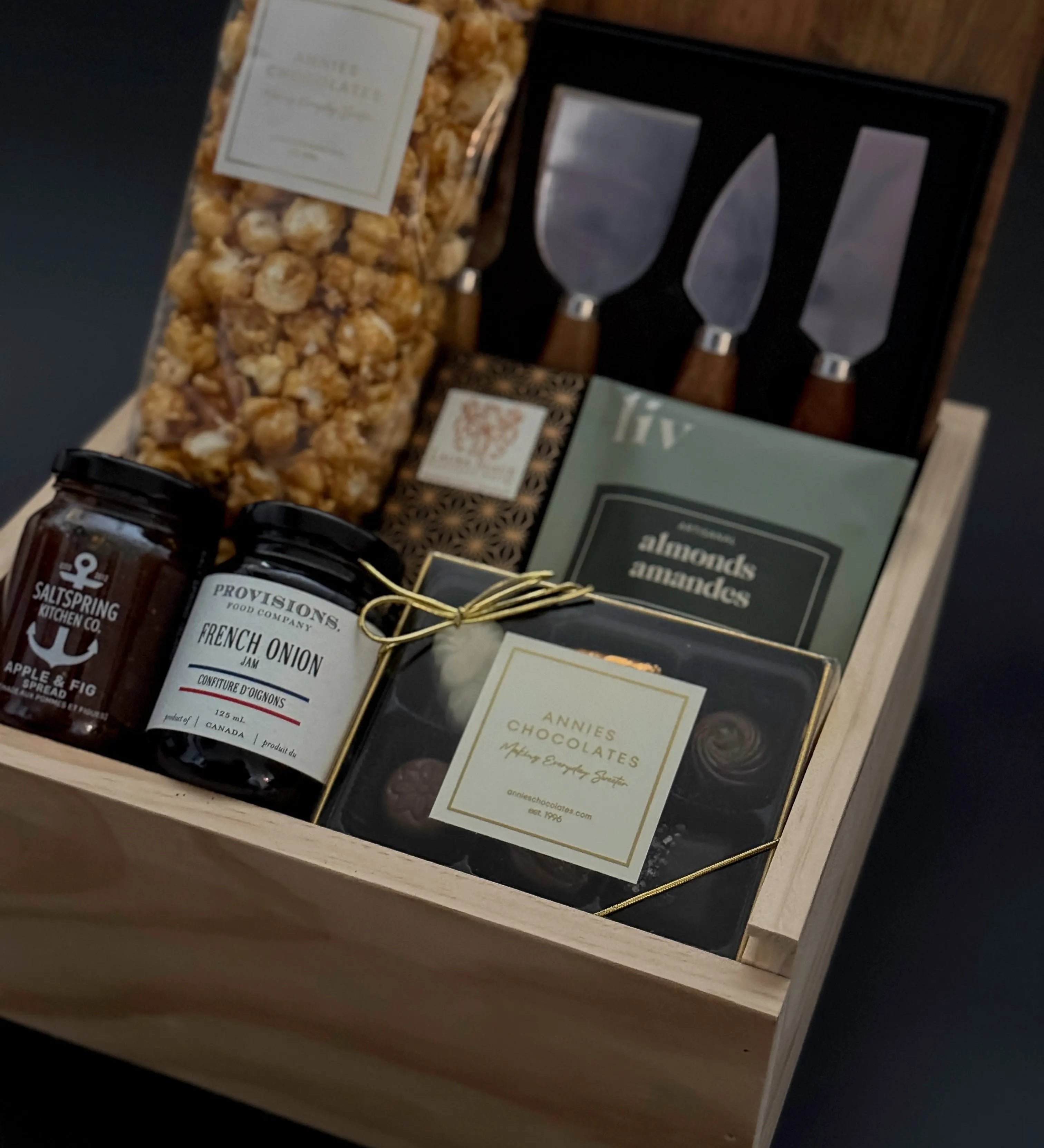 GIFTS-FOR-HIM Muse Baskets and Co.