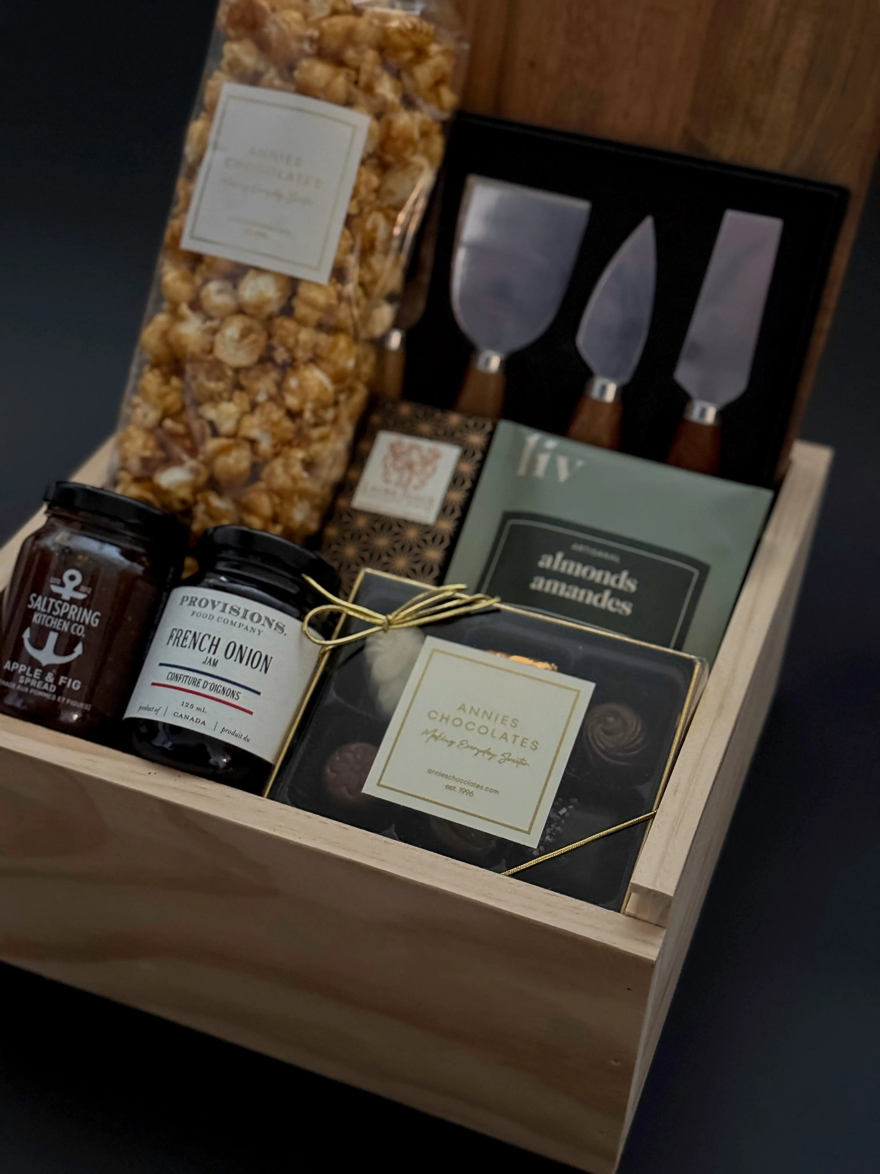 GIFTS-FOR-HIM Muse Baskets and Co.