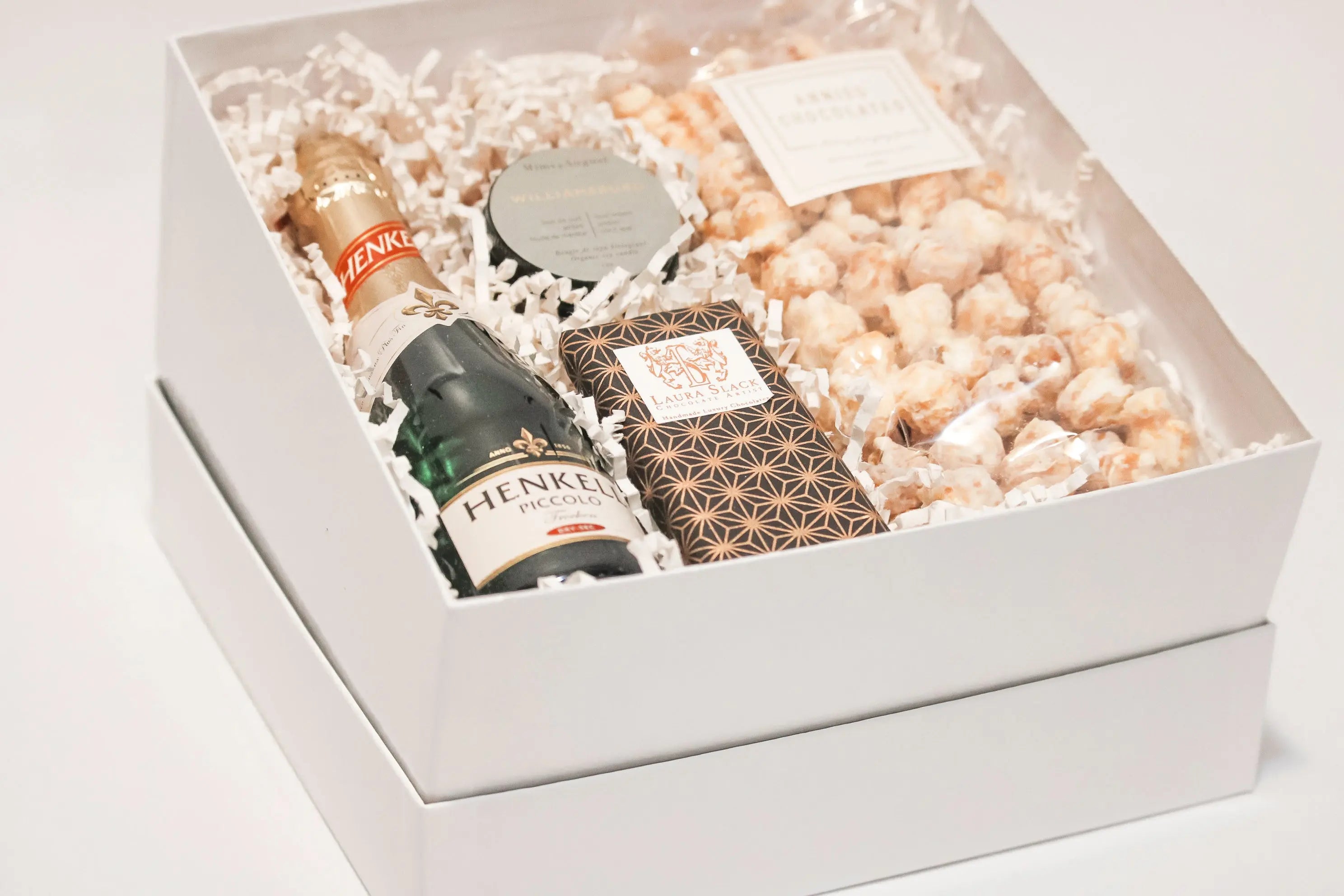 Coquitlam-gift-celebrate-gifts-for-him-corporate