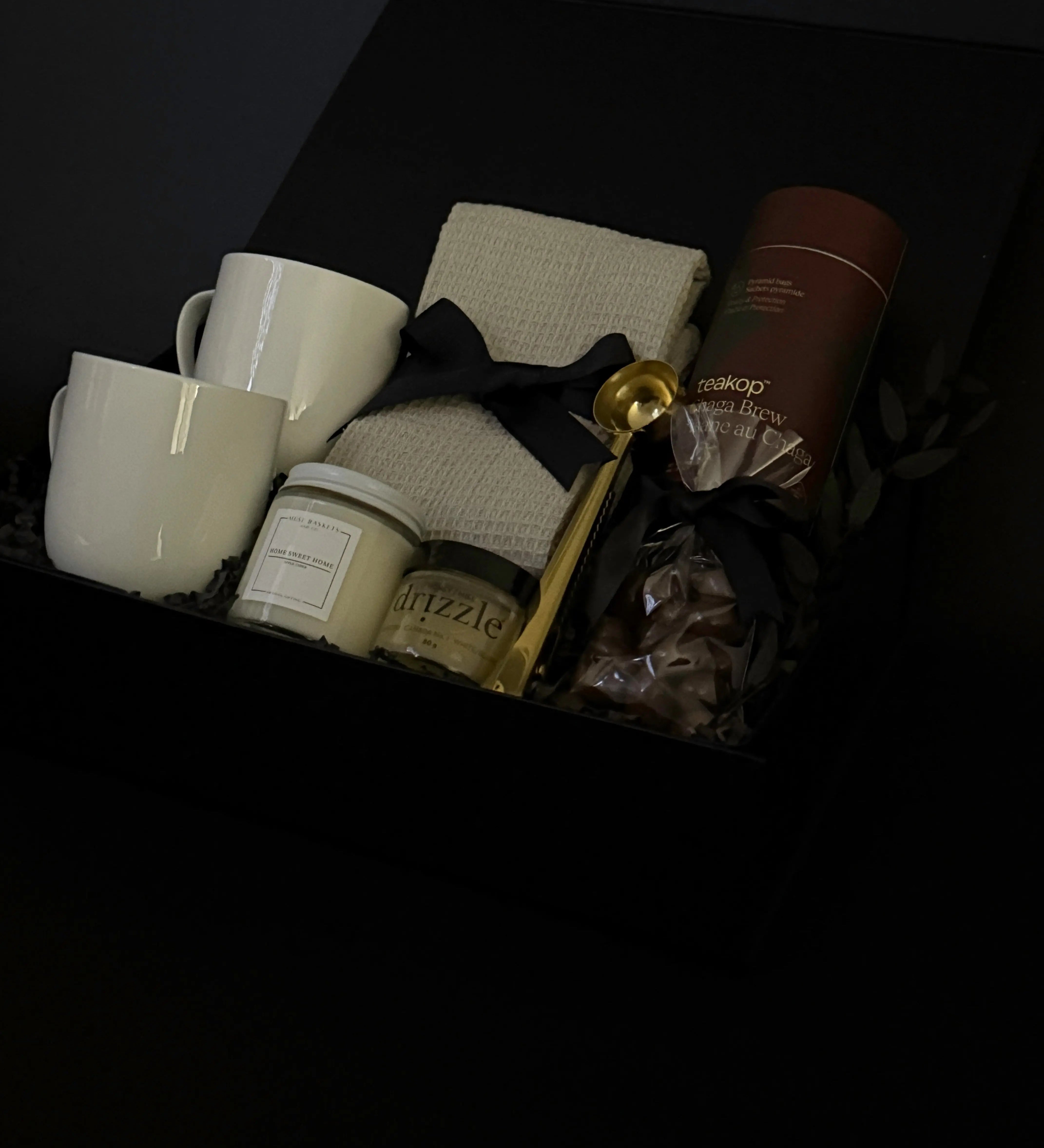 CLASSIC TEA BOX - Muse Baskets and Co.
