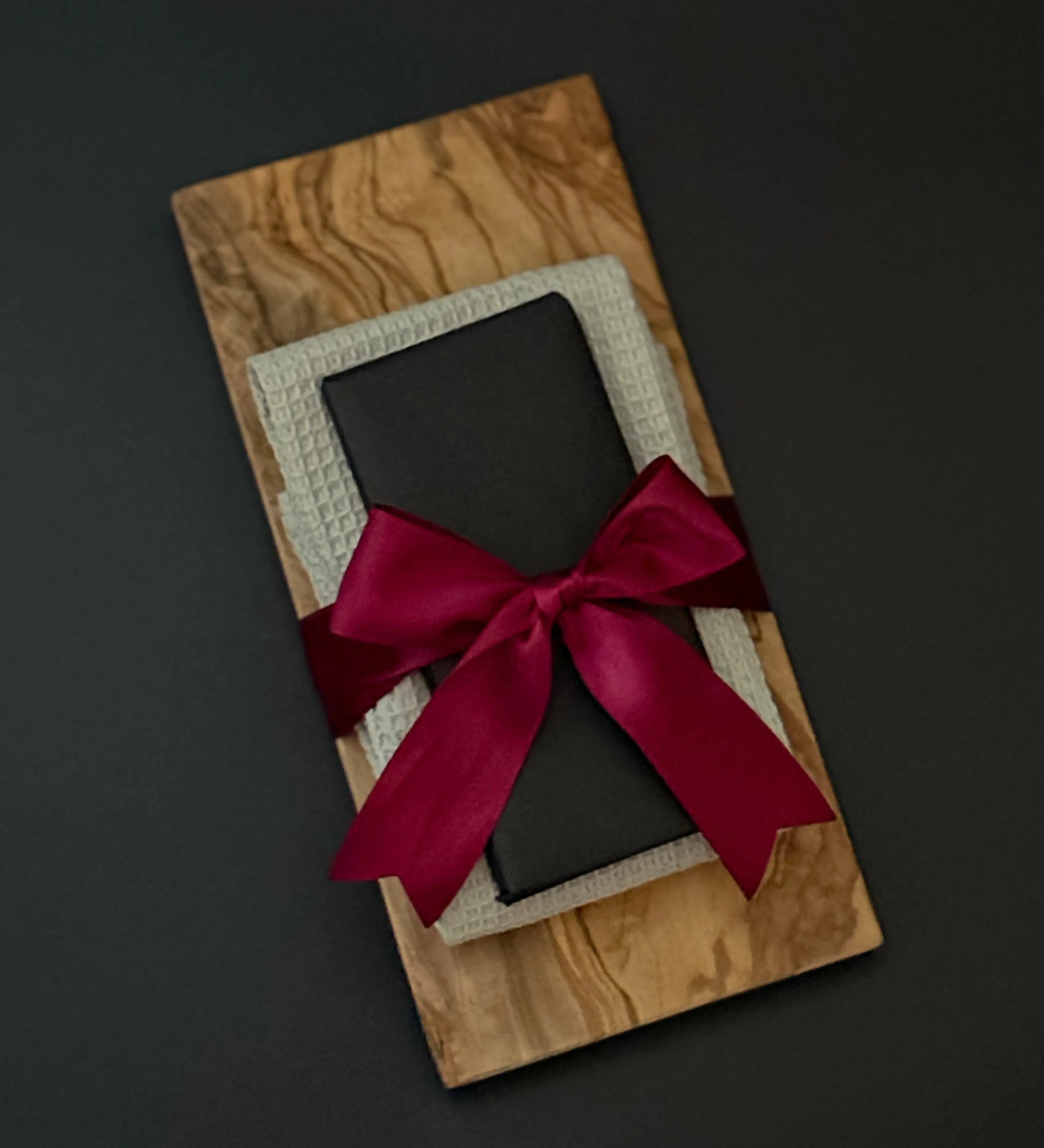 HOME GIFT BUNDLE - Muse Baskets and Co.
