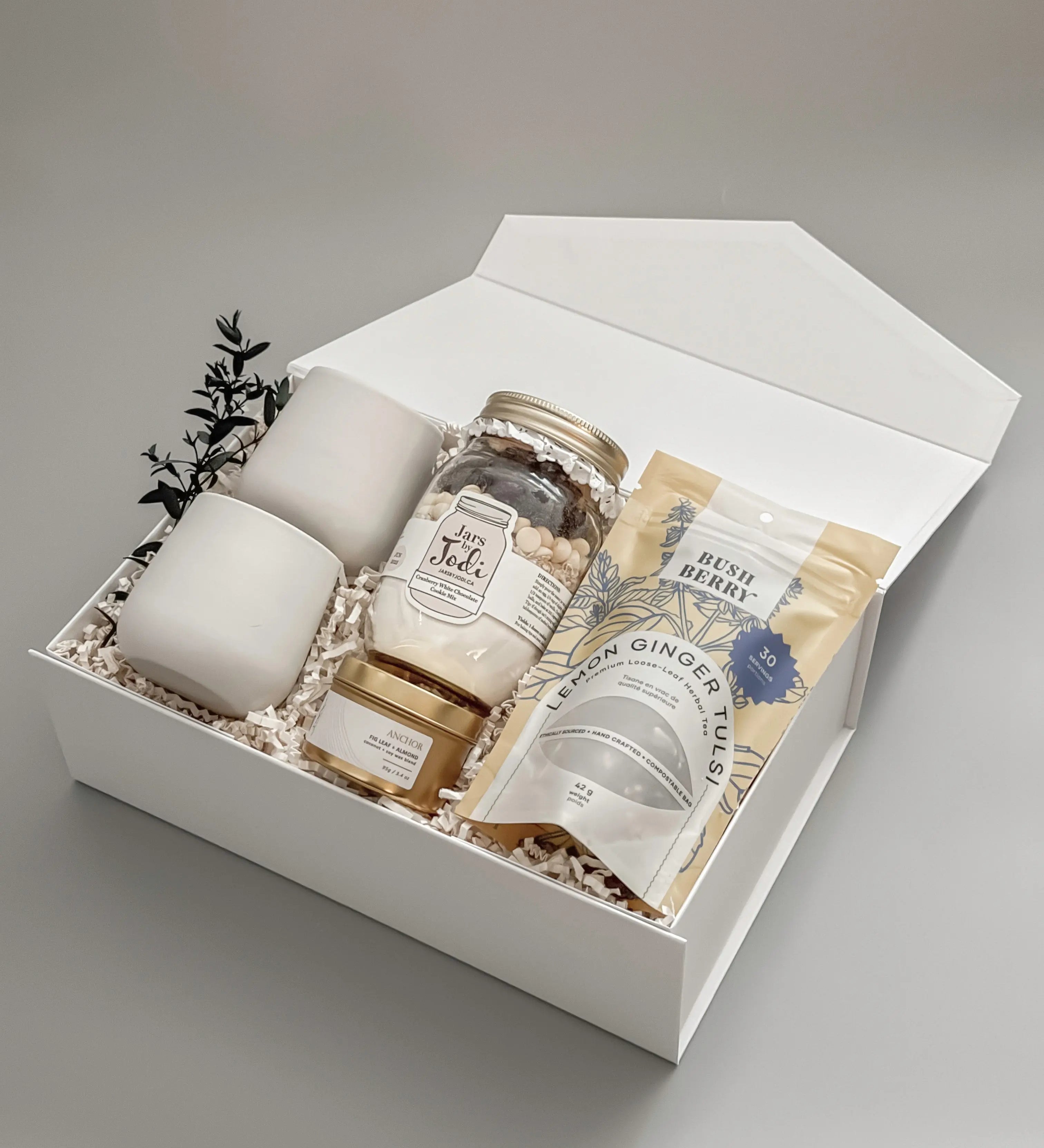 LOVE & LIGHT - Muse Baskets and Co.