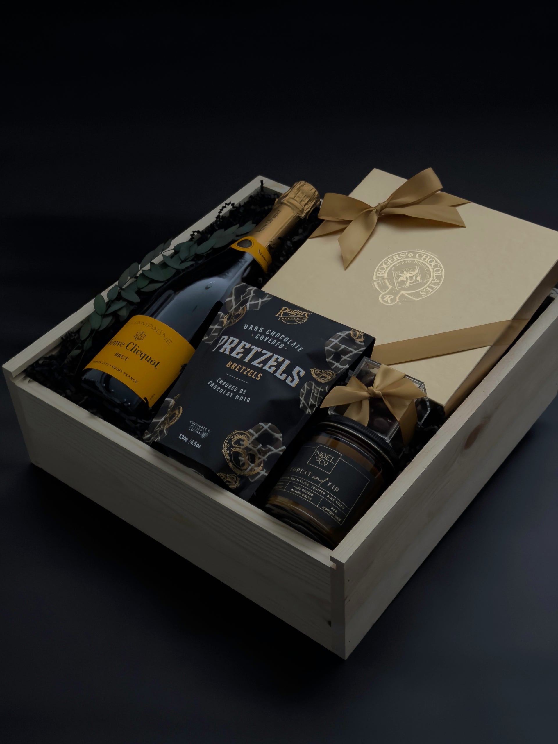 Curated Gifts for Modern Professionals