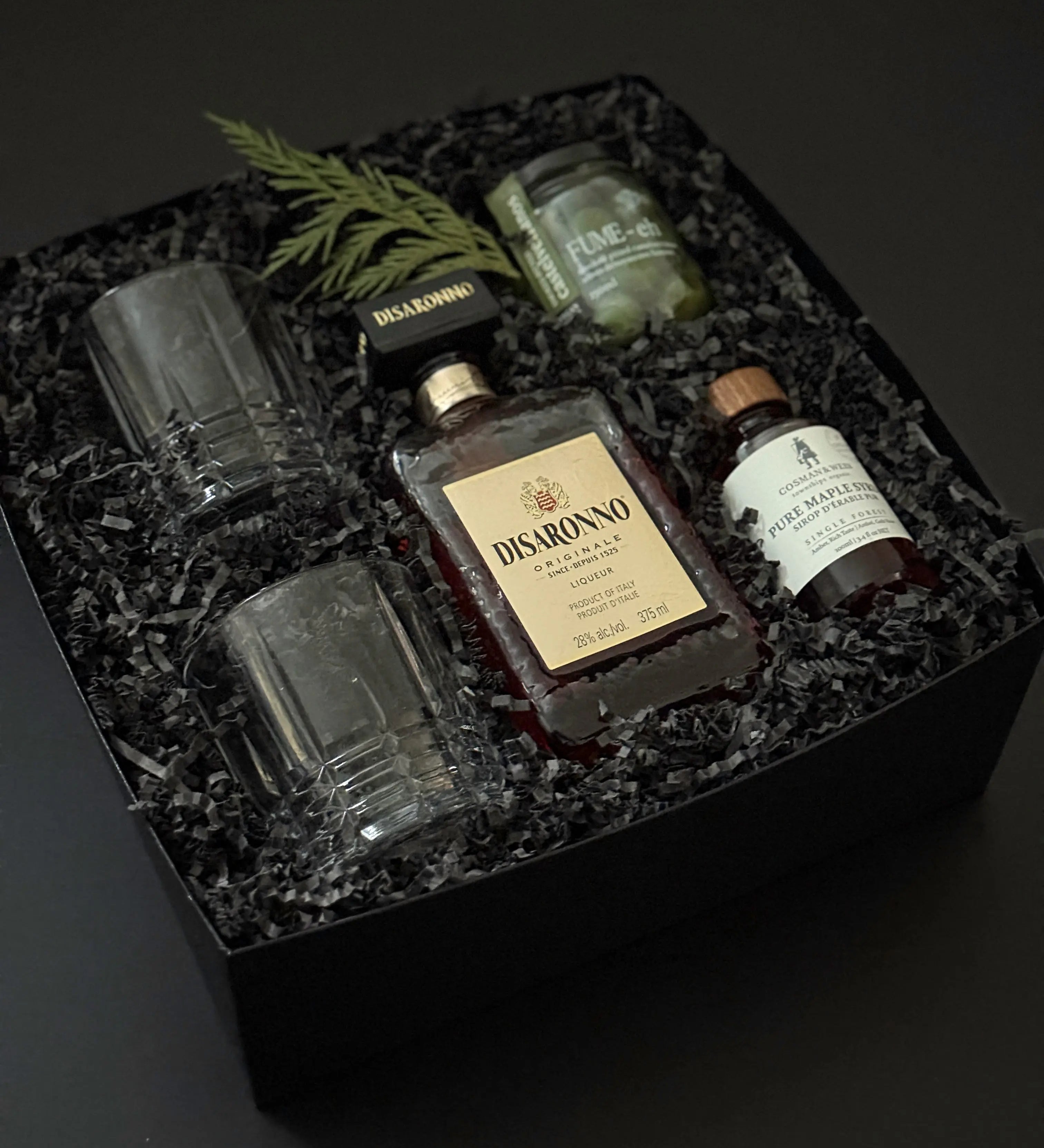 Whiskey and Amaretto Old Fashioned gift box for clients and colleagues.