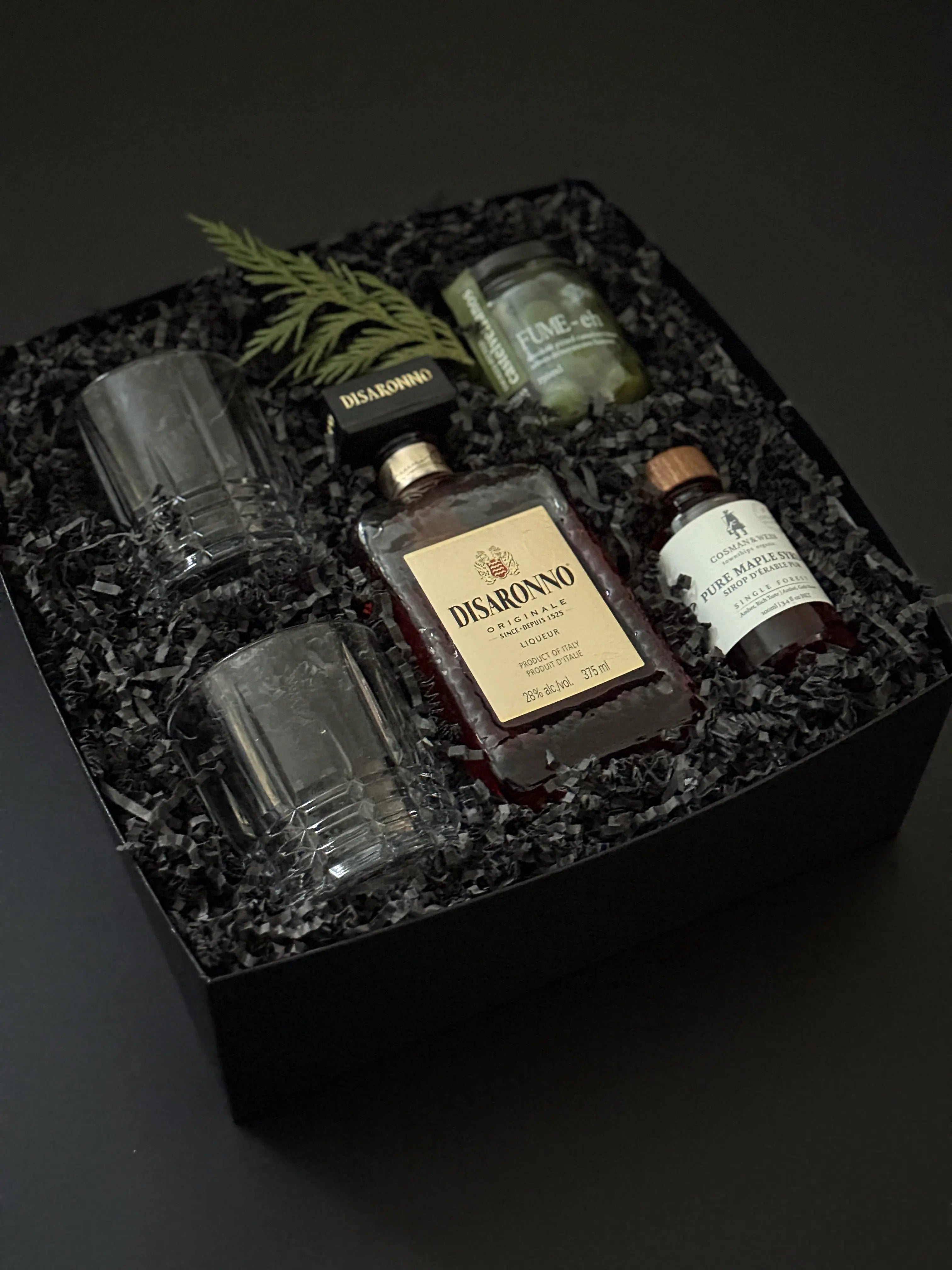 Whiskey and Amaretto Old Fashioned gift box for clients and colleagues.