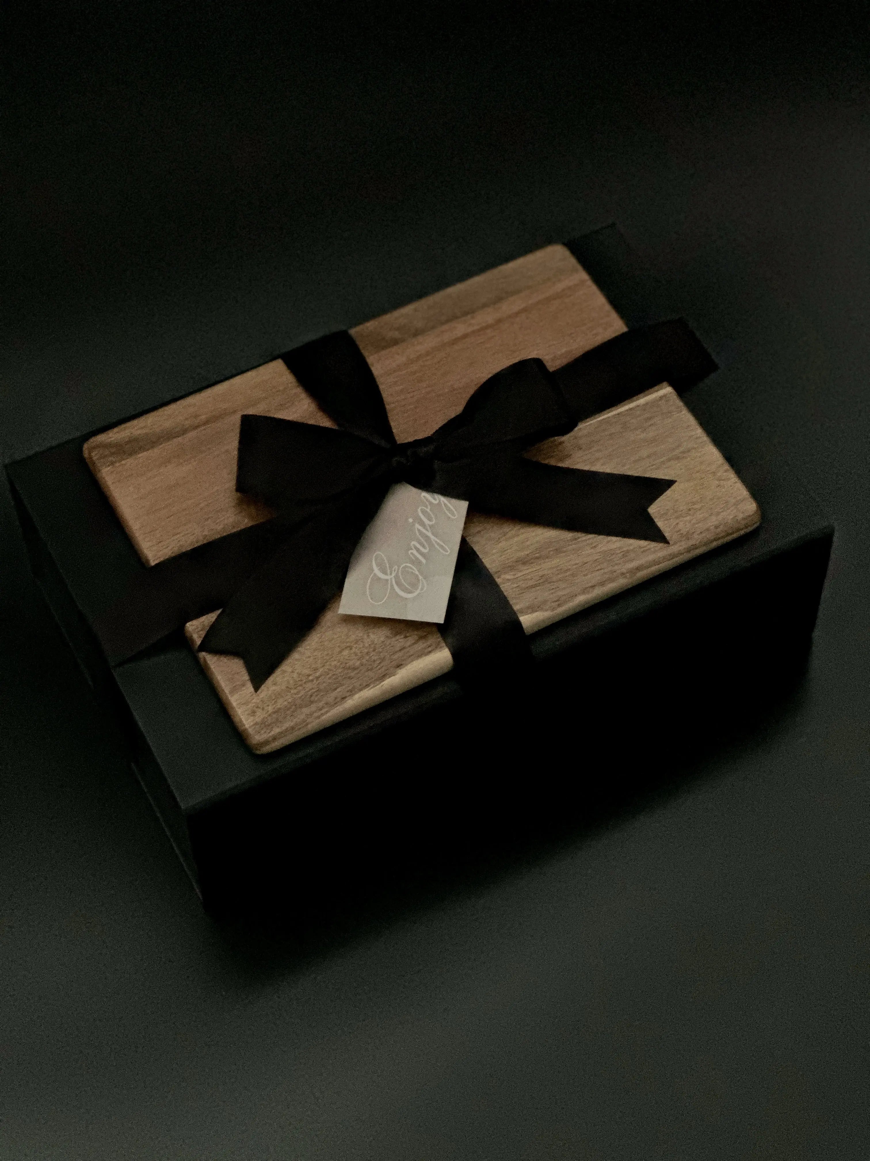 Premium charcuterie and wine box with an Acacia Wood Board by Muse Baskets and Co., curated for sophisticated gifting.