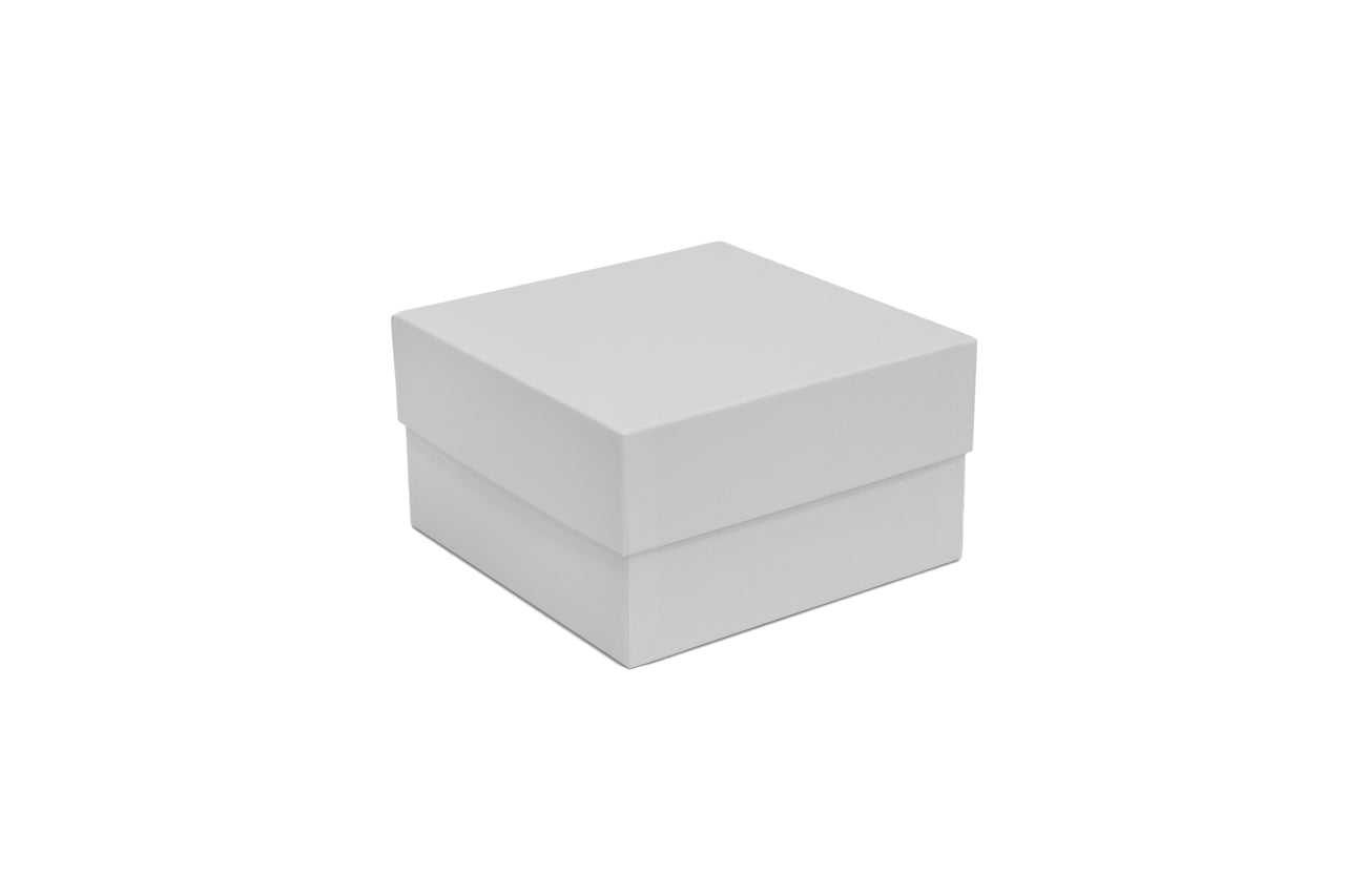WHITE GIFT BOX
