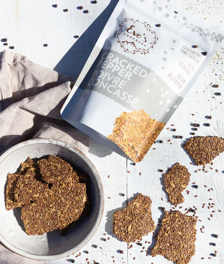 CRACKED PEPPER FLAXSEED CRACKERS