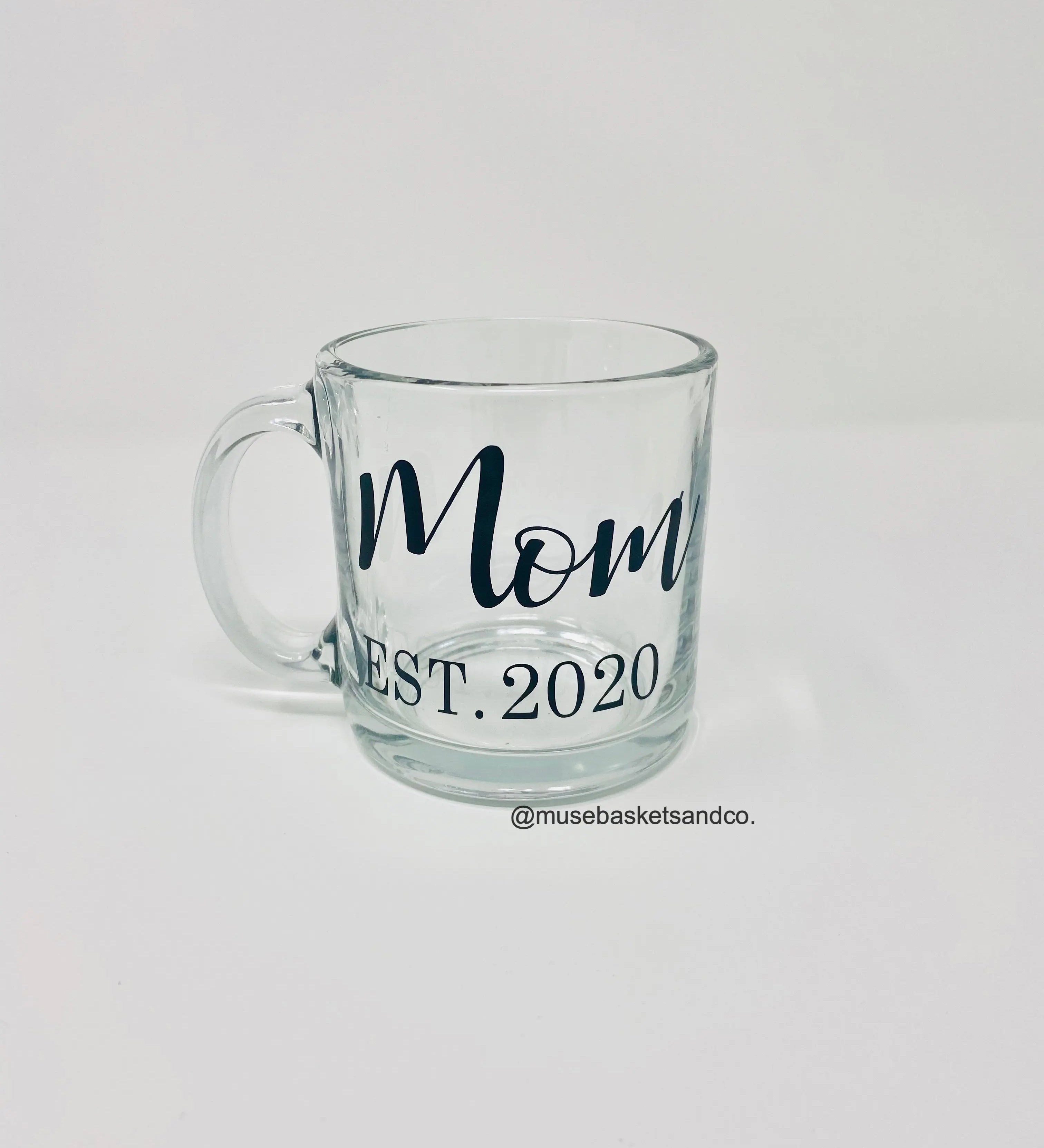 CUSTOM GLASS COFFEE/TEA MUG: MOM AND DAD - Muse Baskets and Co.