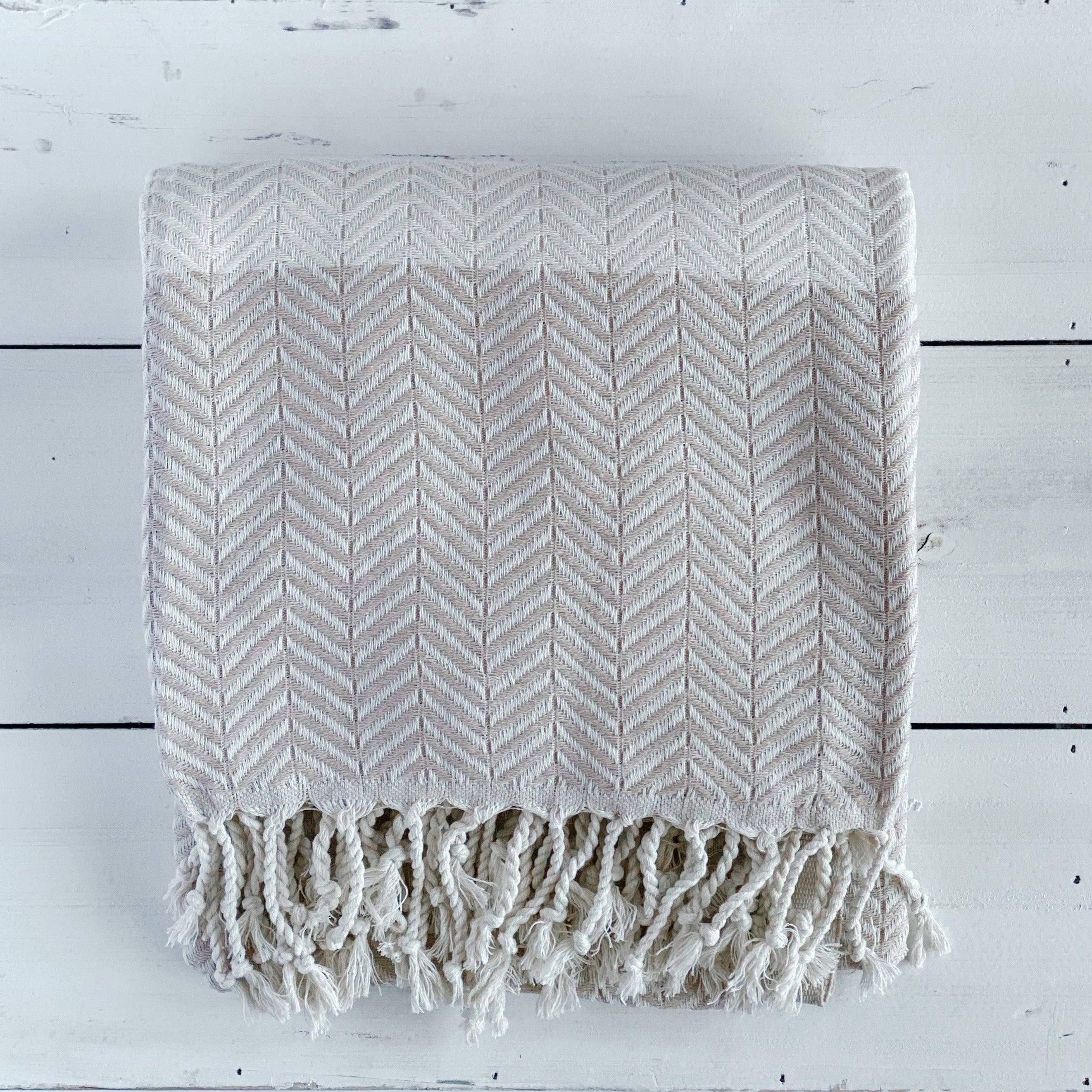 TURKISH BEACH TOWEL | BEIGE & IVORY CHEVRON - Muse Baskets and Co.